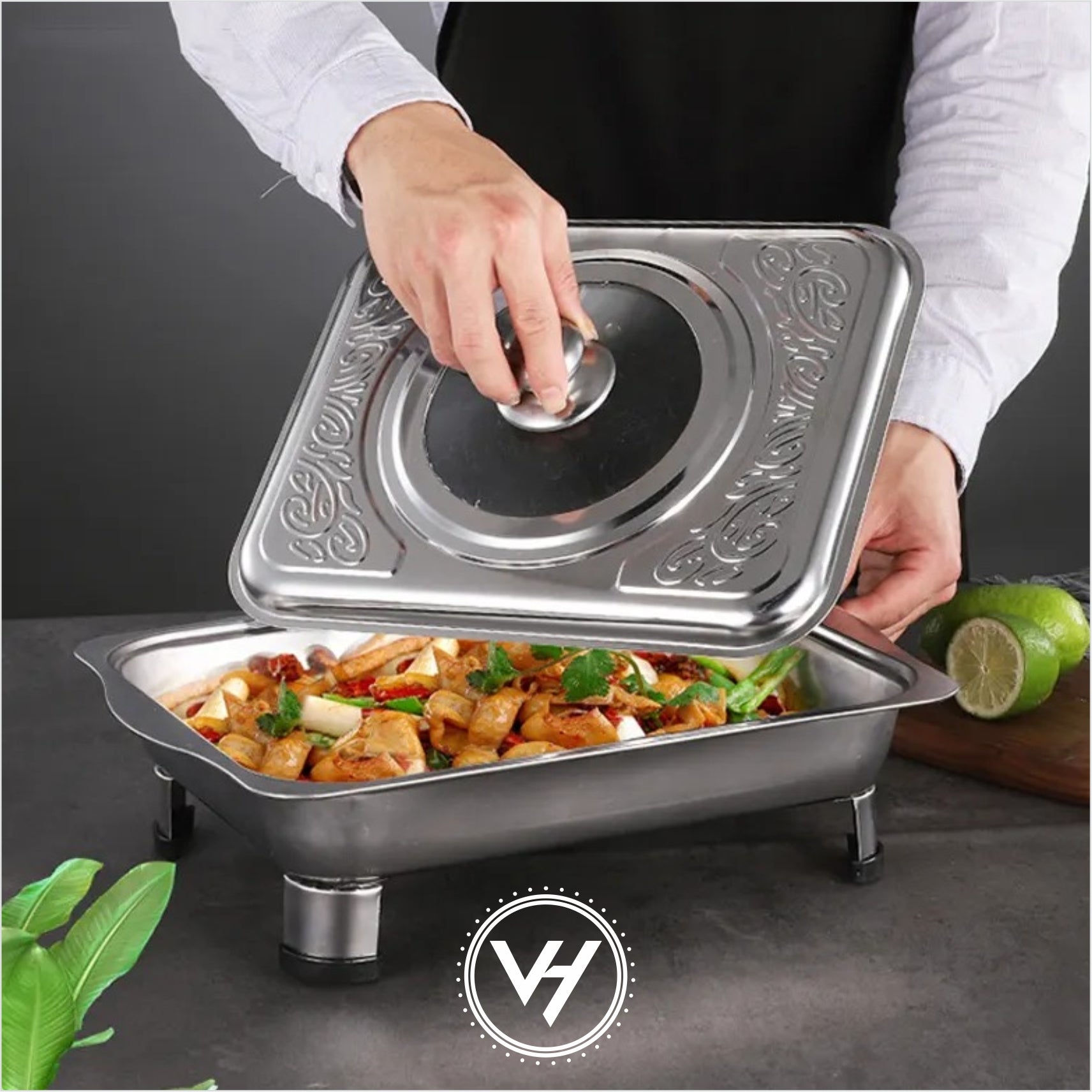 Economic Stainless Steel Chafing Dish with Cover Sleek Serving Tray Holder